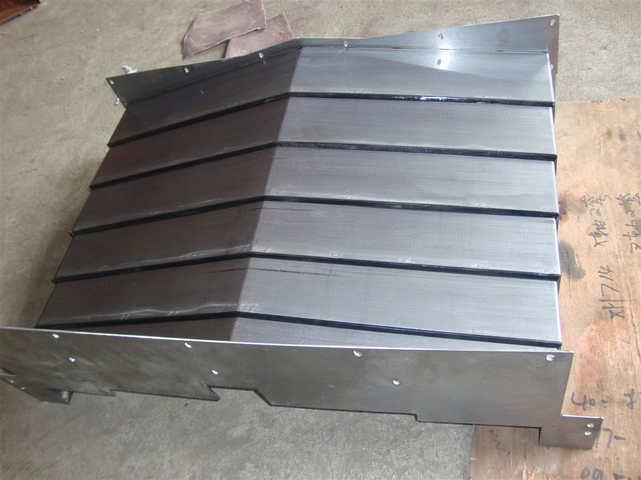 定制钢板防护罩