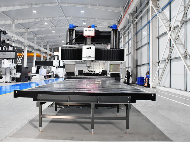 动梁动台式龙门加工中心：专注大型高箱体工件高效加工